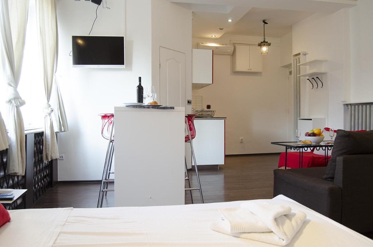 Studio Apartment With A View Of Ban Jelacic Square Zagreb Extérieur photo